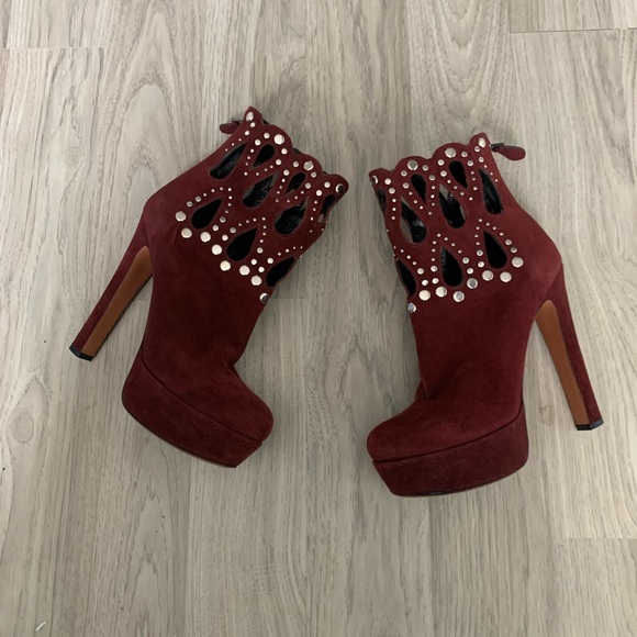 Alaia burgundy suede studded grommet rivet cutout - Picture 4 of 8